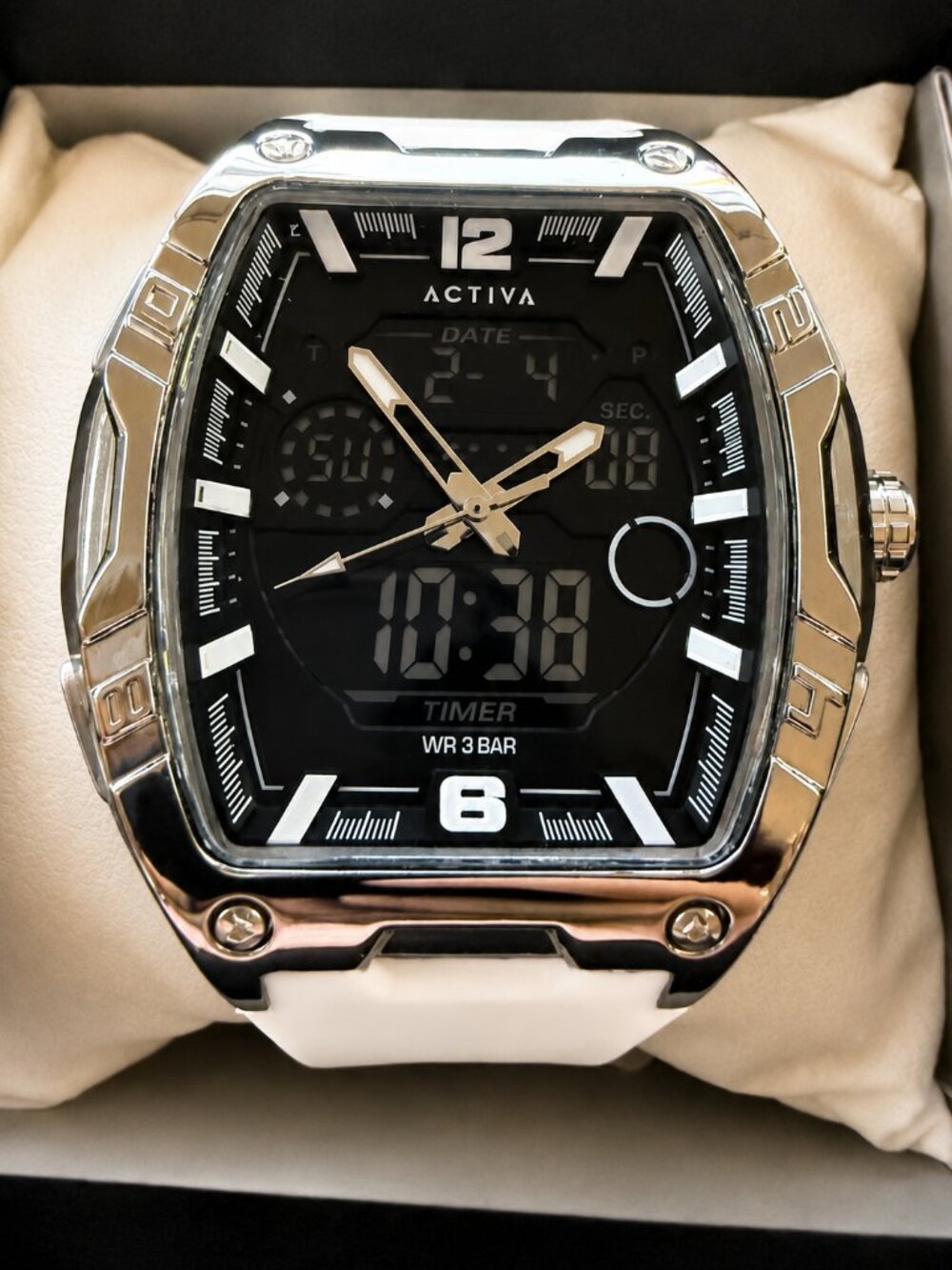 Activa Venzis x Invicta Digital Men’s Watch 50mm White
NWT - Picture 7 of 7